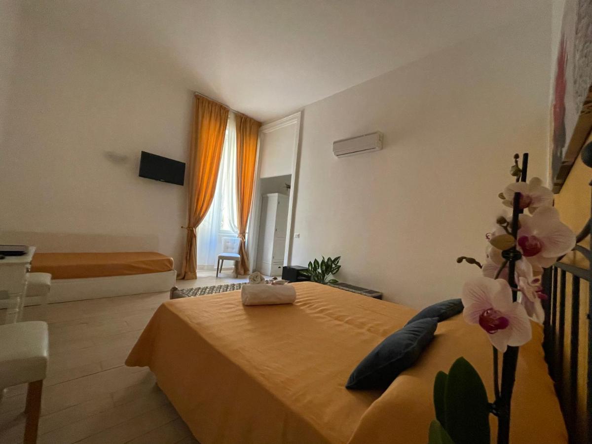 Ad Cavour Luxury Rooms - By Ad Roma Buitenkant foto
