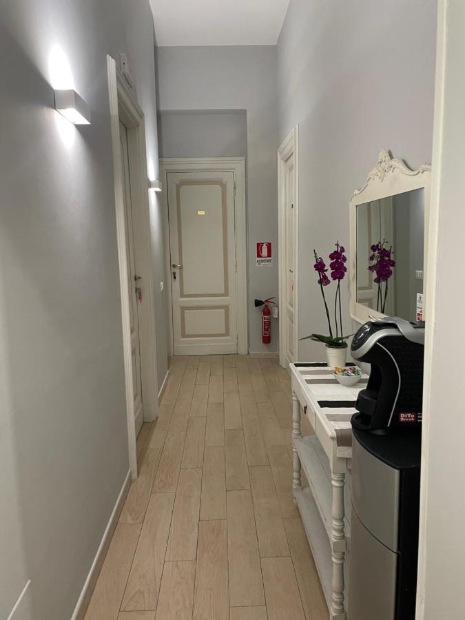 Ad Cavour Luxury Rooms - By Ad Roma Buitenkant foto