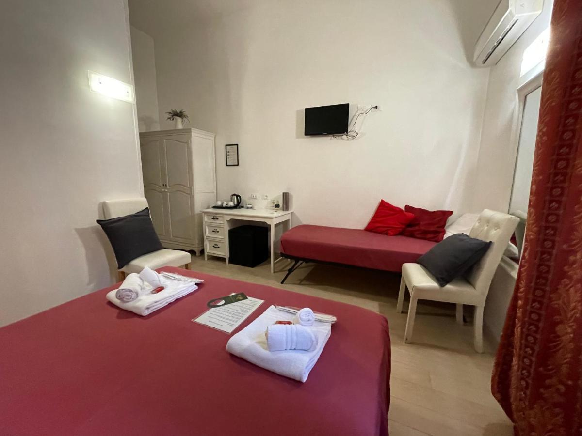 Ad Cavour Luxury Rooms - By Ad Roma Buitenkant foto